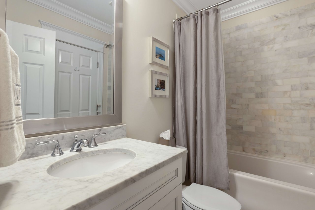 2728 Wayne Unit 1