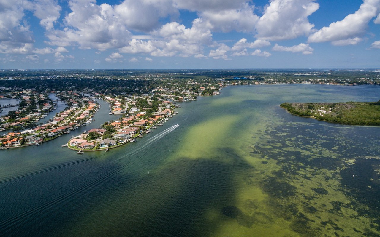 2227 Mermaid Pt NE
