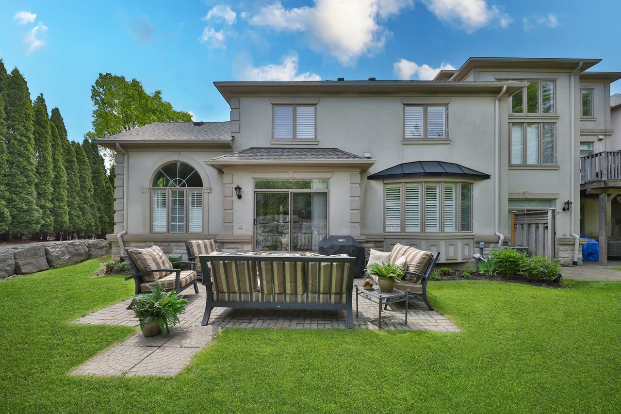 #27 - 2400 Neyagawa Boulevard, Oakville