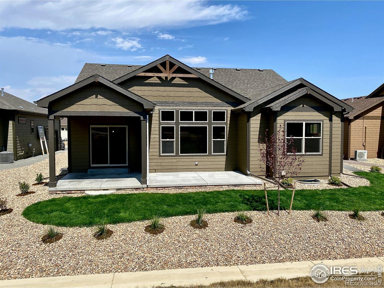 3692 Saguaro Dr