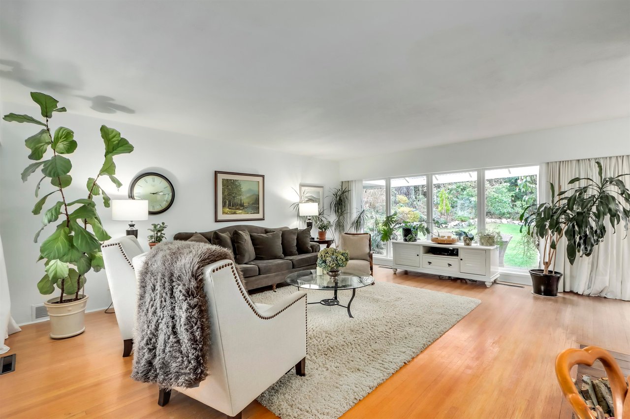 5727 Cranley Dr