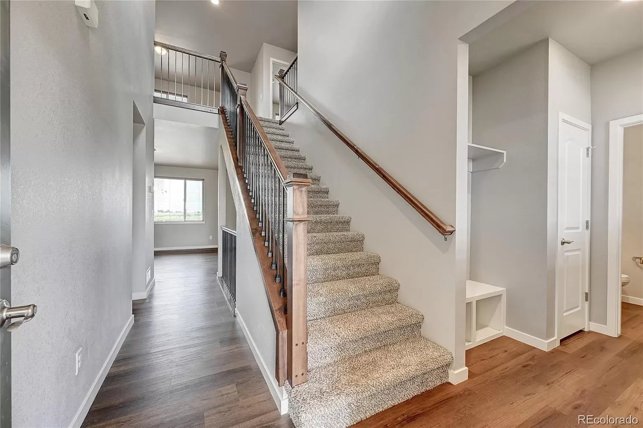 741 N Country Trail