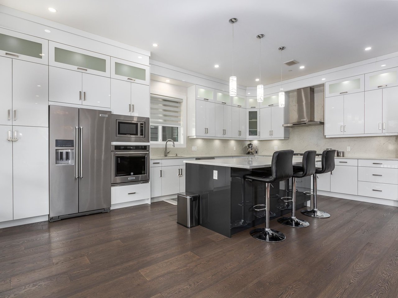 1140 Wilson Cres