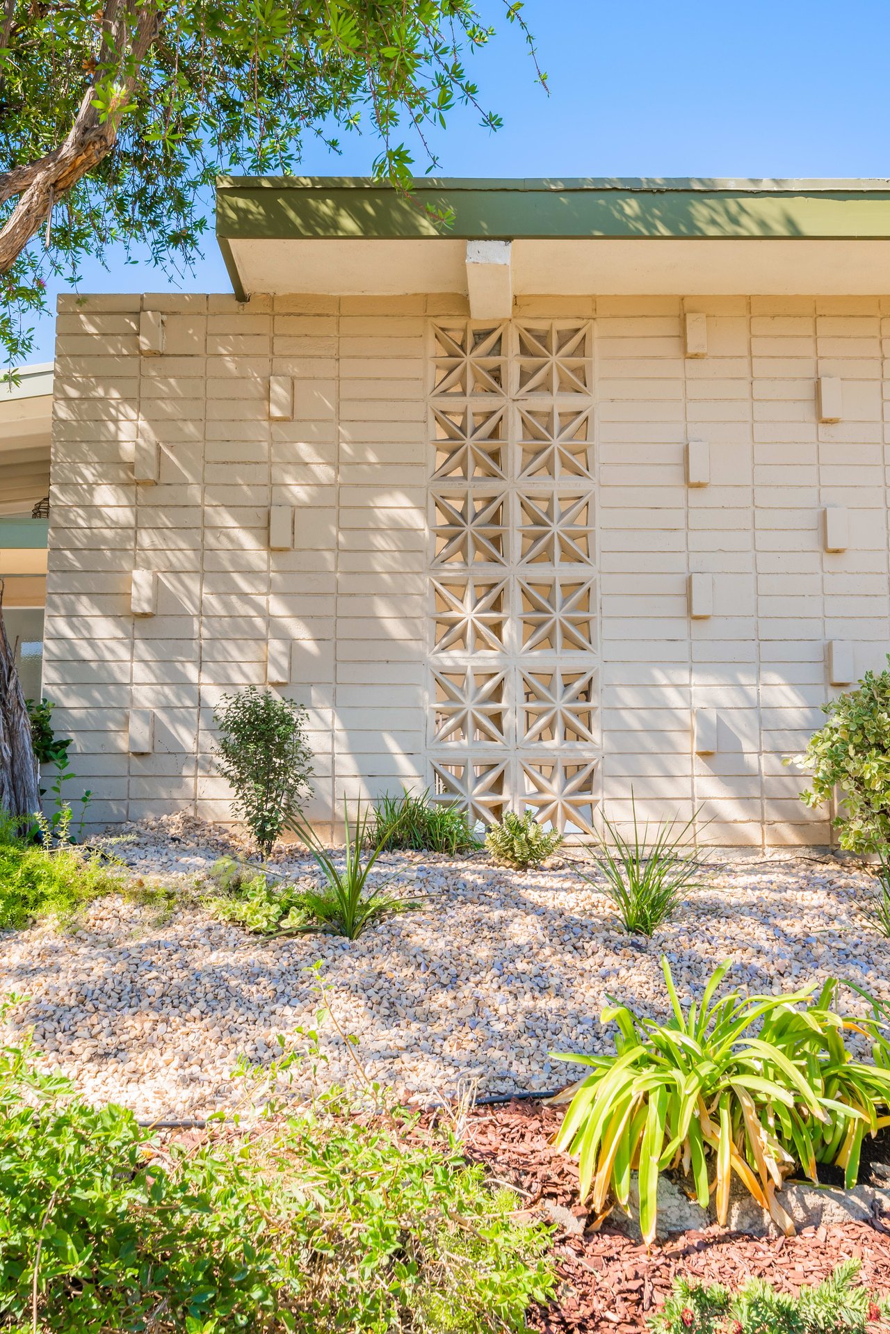 Forever Views from Sherman Oaks Mid Century Modern 
