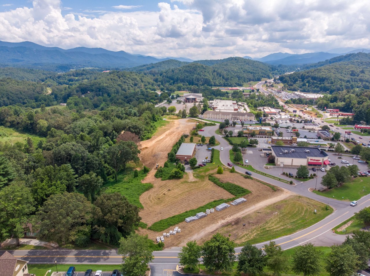 Construction in franklin, Western North Carolina property being sold by vignette realty