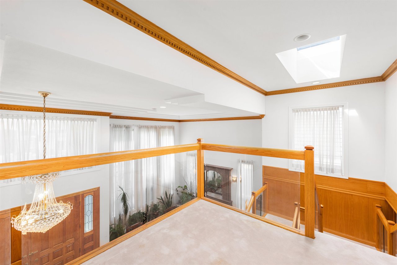6160 Azure Rd
