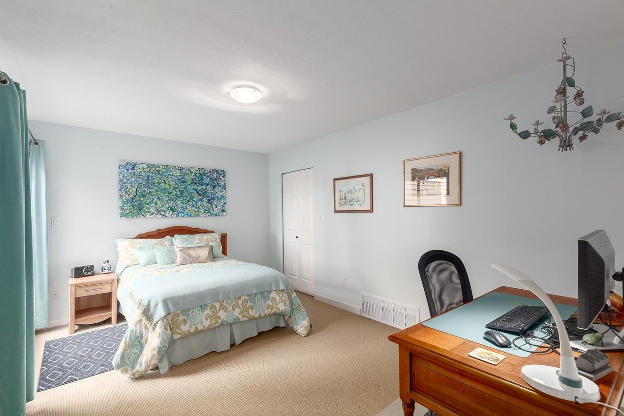 5709 Owl Ct