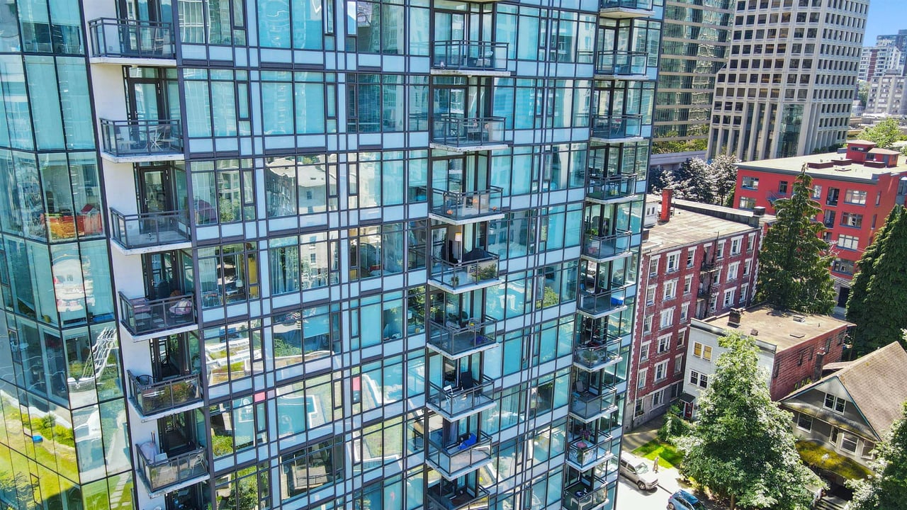 1004-1211 Melville Street, Vancouver