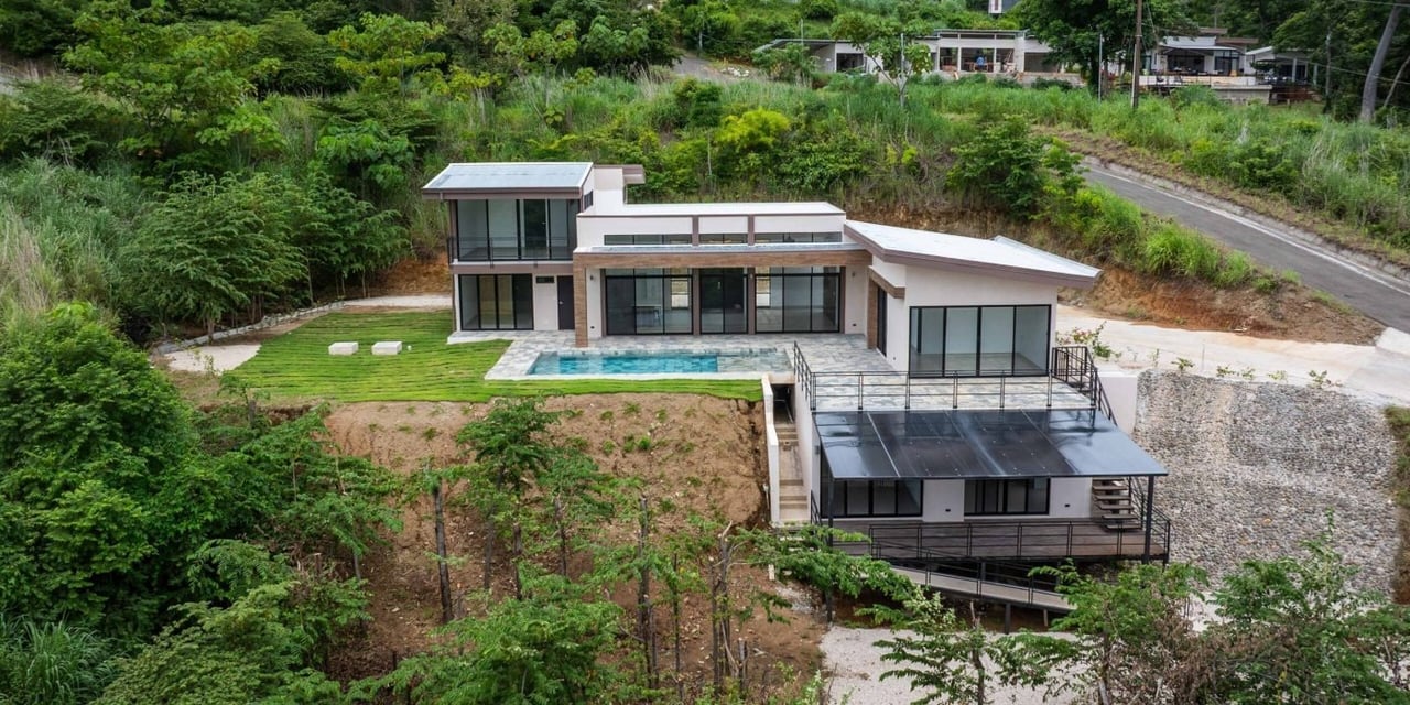 Modern Jungle Estate Guest Home, Flamingo, Guanacaste