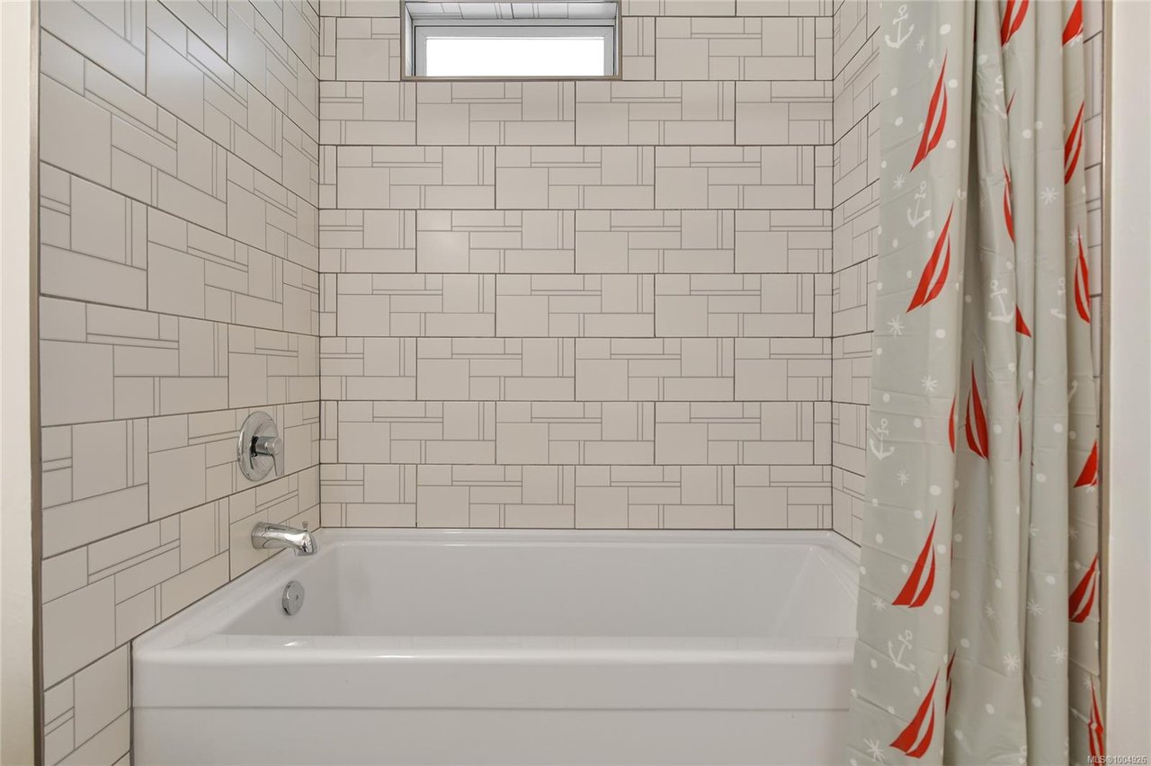 408-50 Songhees Rd