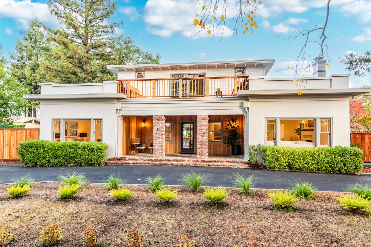 Healsburg Downtown Estate