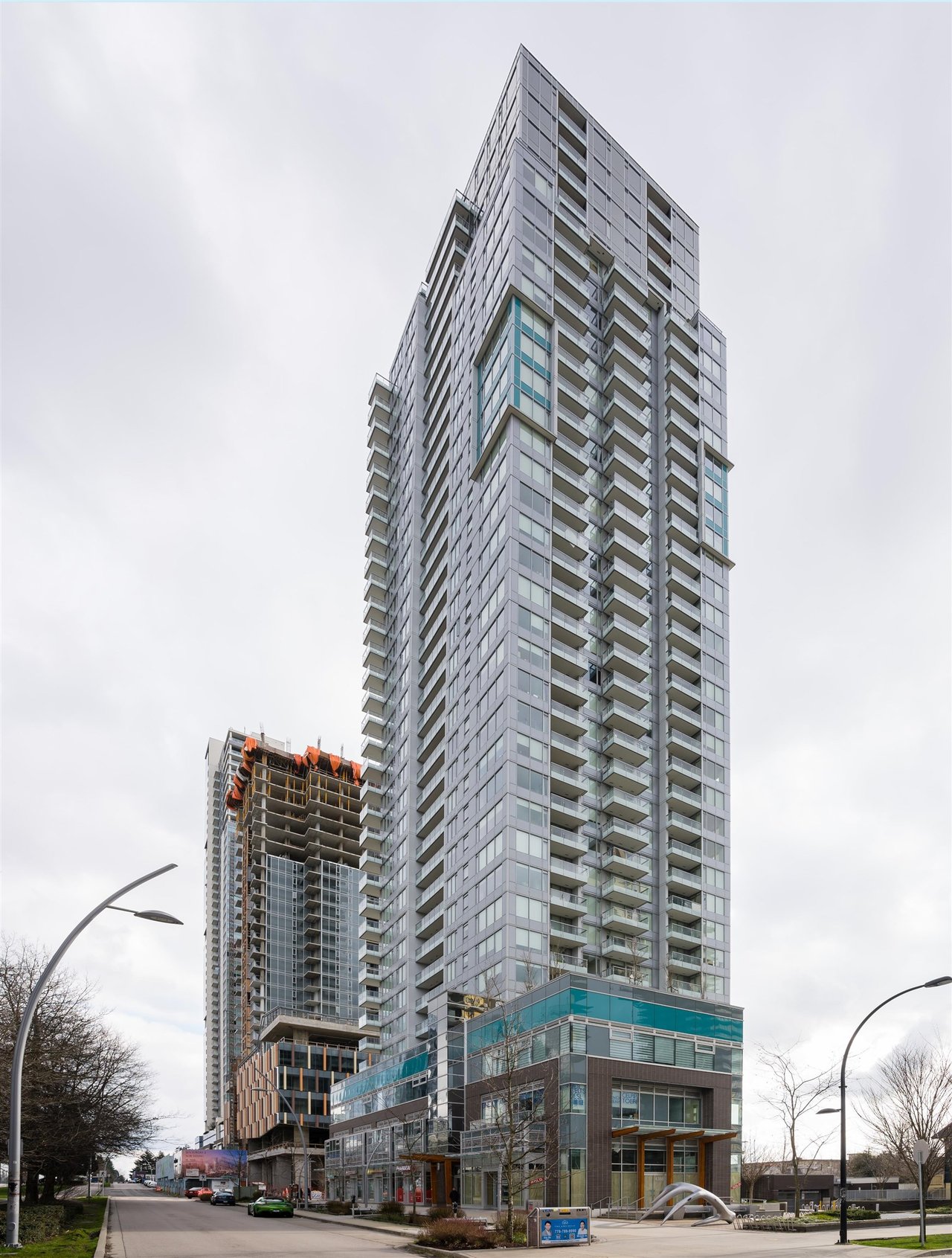 308-6333 Silver Ave