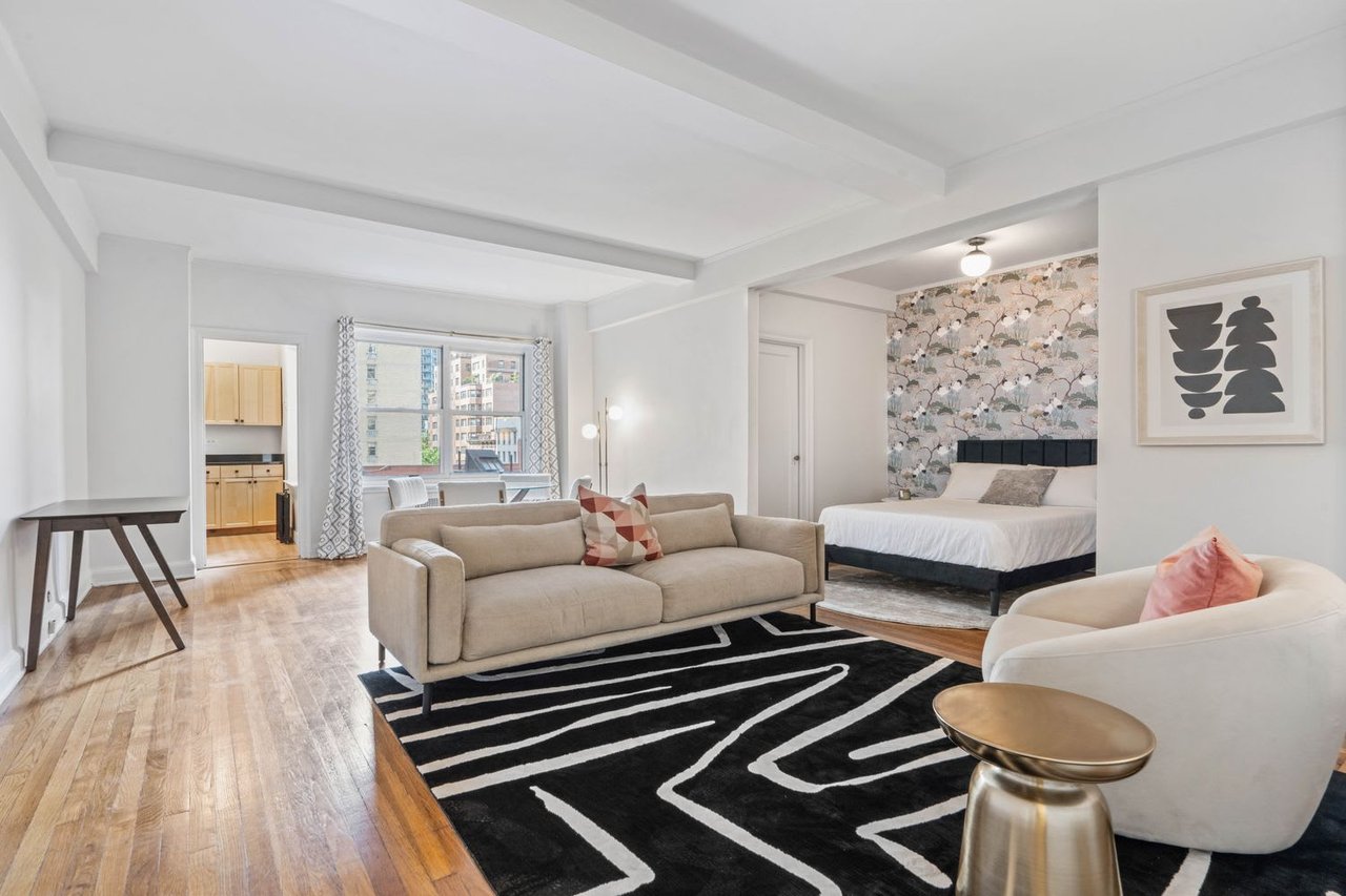400 E 52nd St, Unit 6E