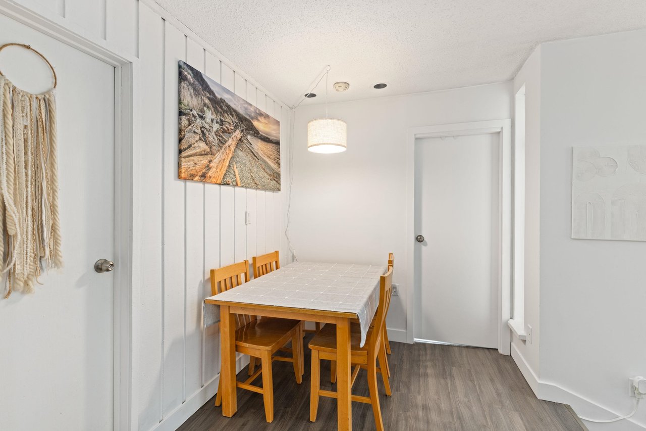 K104-1400 Alta Lake Rd