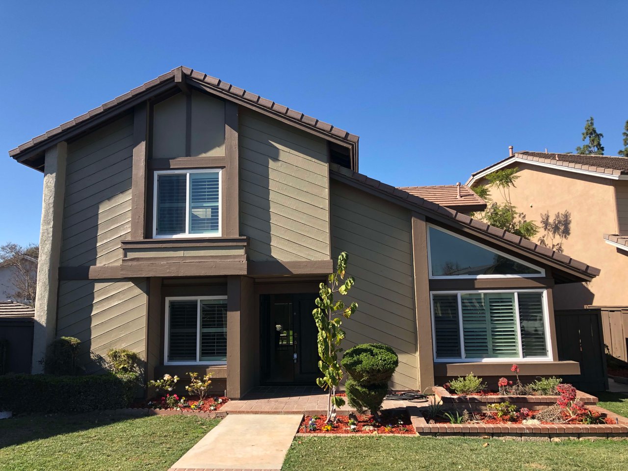 245 Singingwood Lane