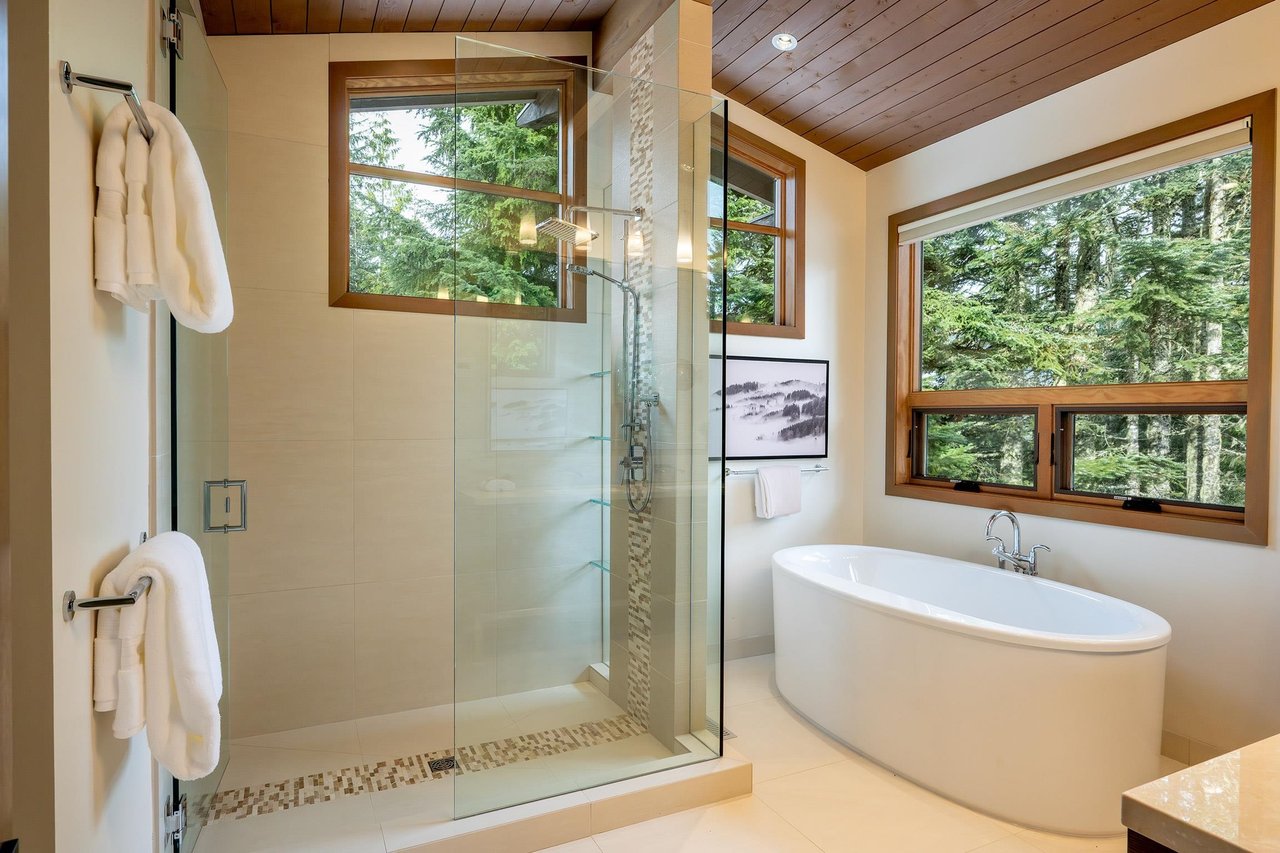 2963 High Point Drive, Whistler