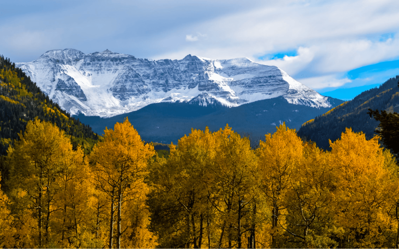 Exploring Aspen's Year-Round Appeal: More Than Just a Ski Town