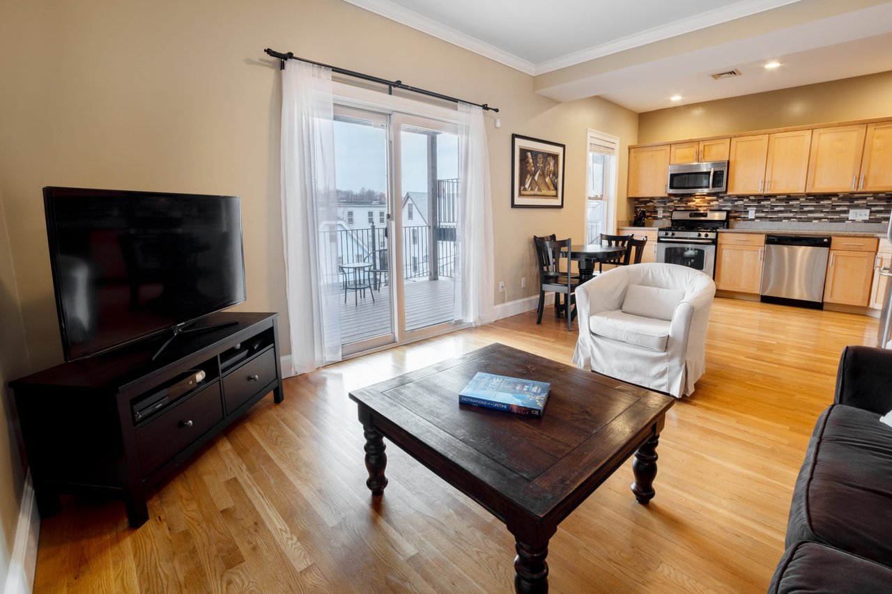 319 Centre Street, Unit 3