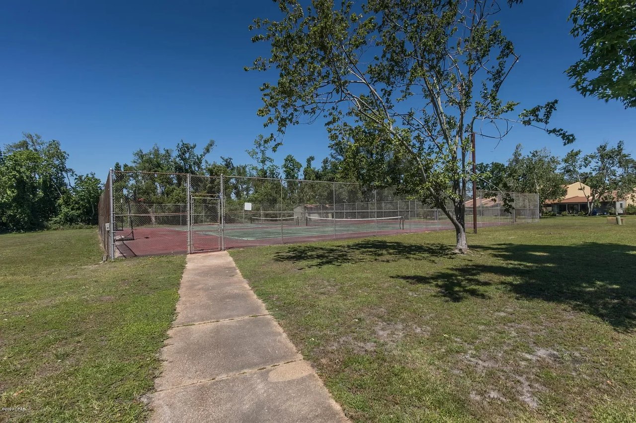 1025 W 19th Street Unit 15D