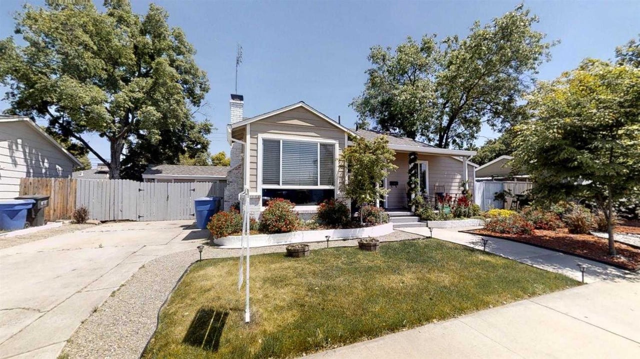 3289 60th Street