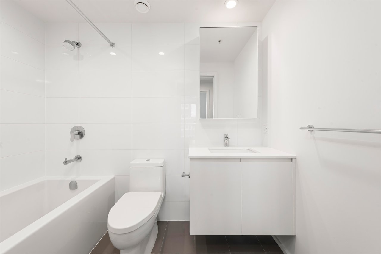1305-3809 Evergreen Pl