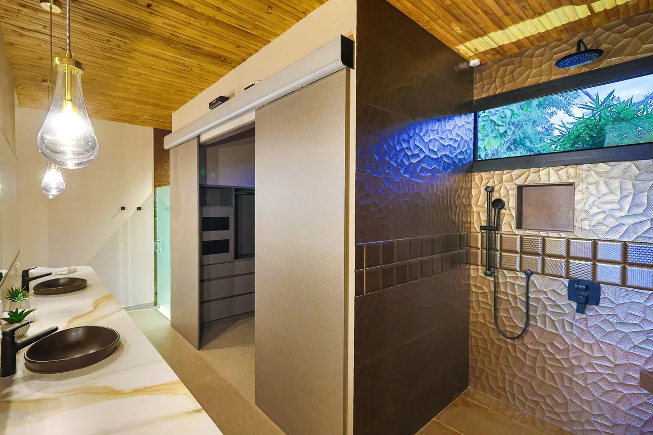 Modern Luxury Villa Near Marina, Manuel Antonio, Puntarenas