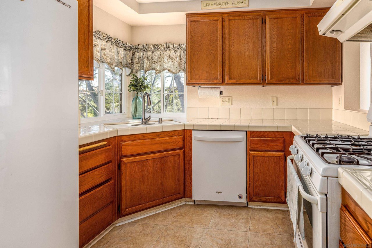 13427 Tiverton Rd