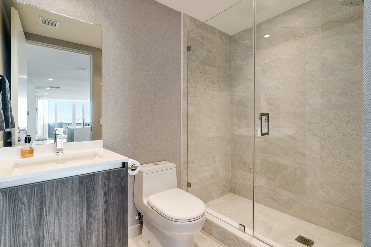 Aria on the Bay | Edgewater