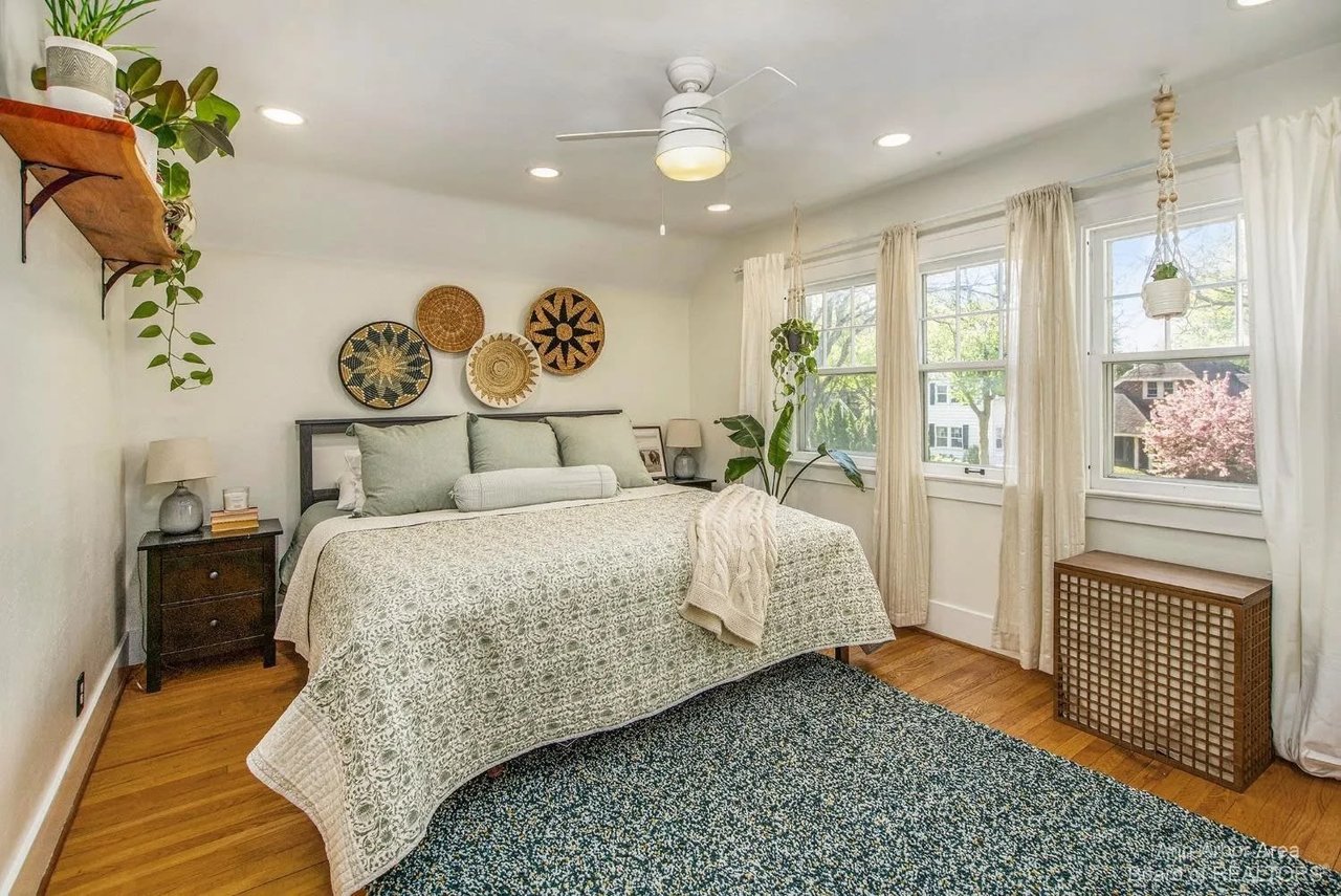 1309 Henry St, Ann Arbor, MI 48104