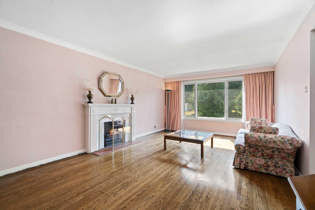 SOLD: Most Sought After St. Andrews Enclave
