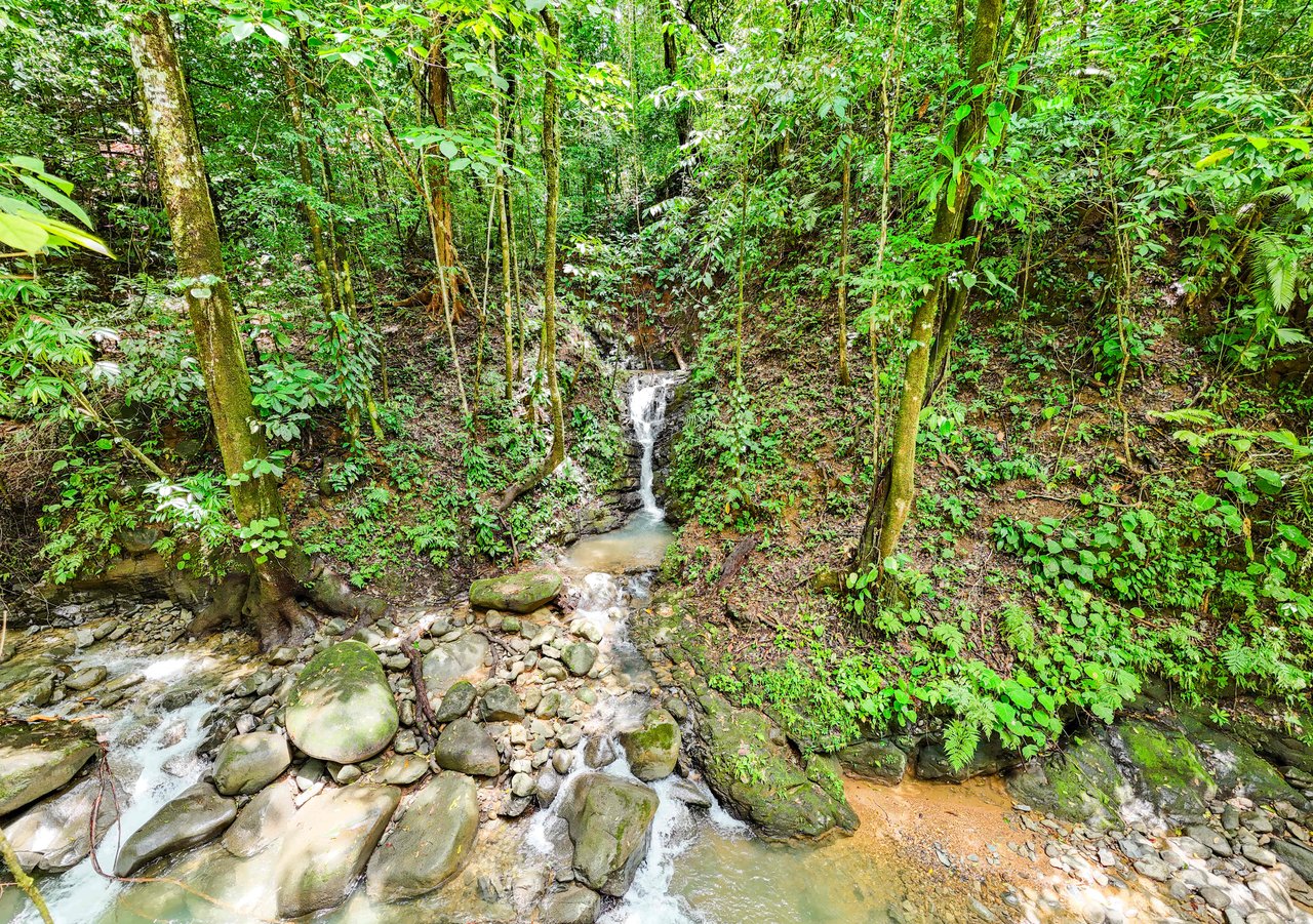 Welcome to your dream property in the heart of Cinco Ventanas, Costa Rica.