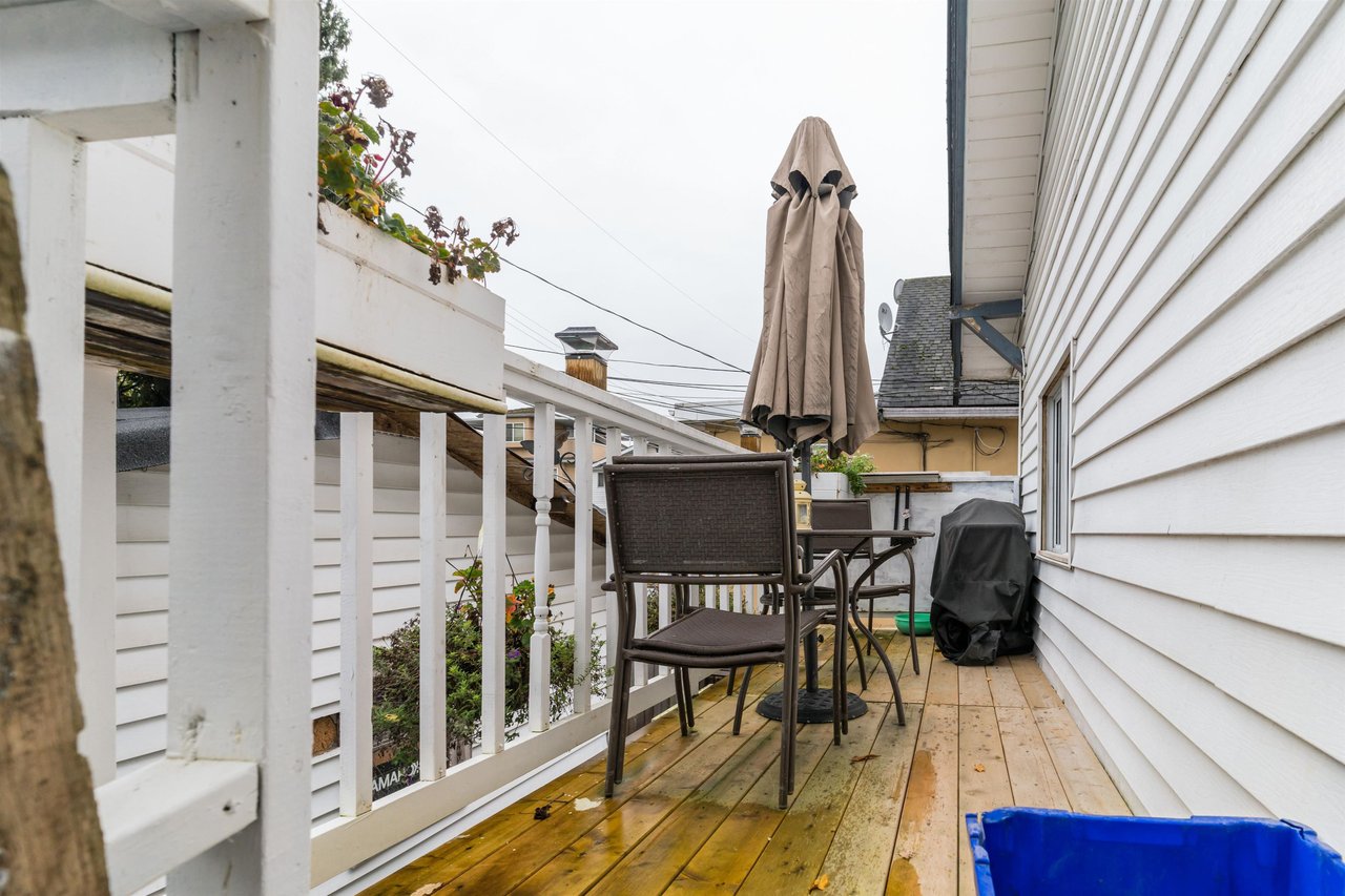 467 SE Marine Dr