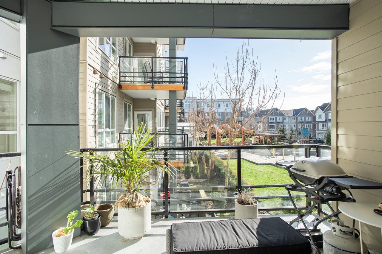207-4690 Hawk Lane