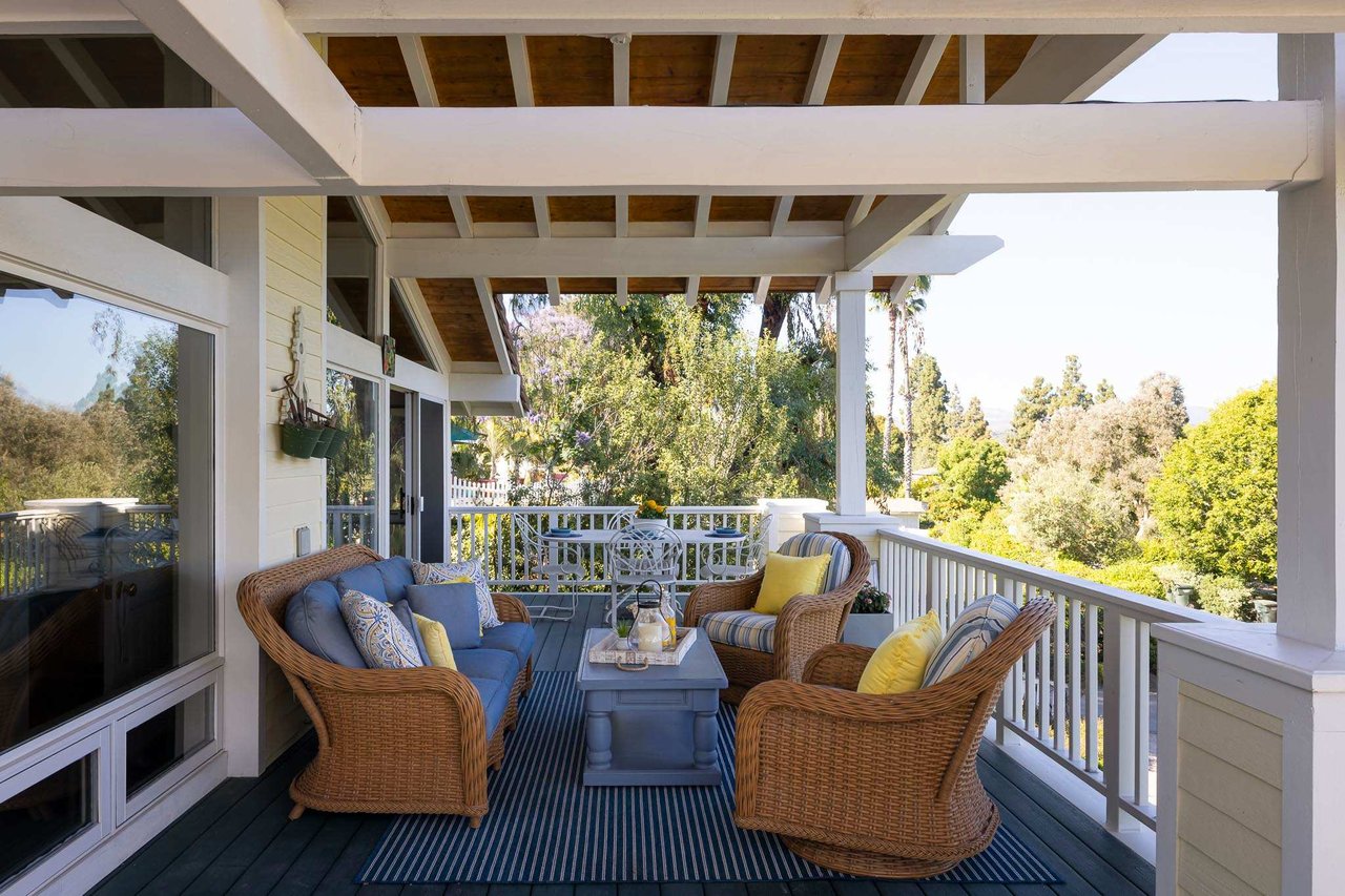 594 Rancho Santa Fe Road
