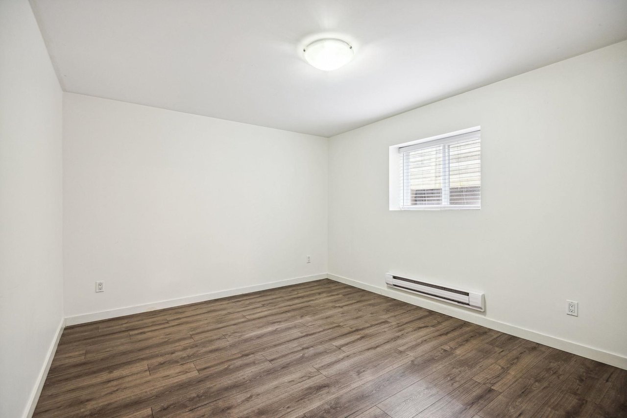20307 98a Ave