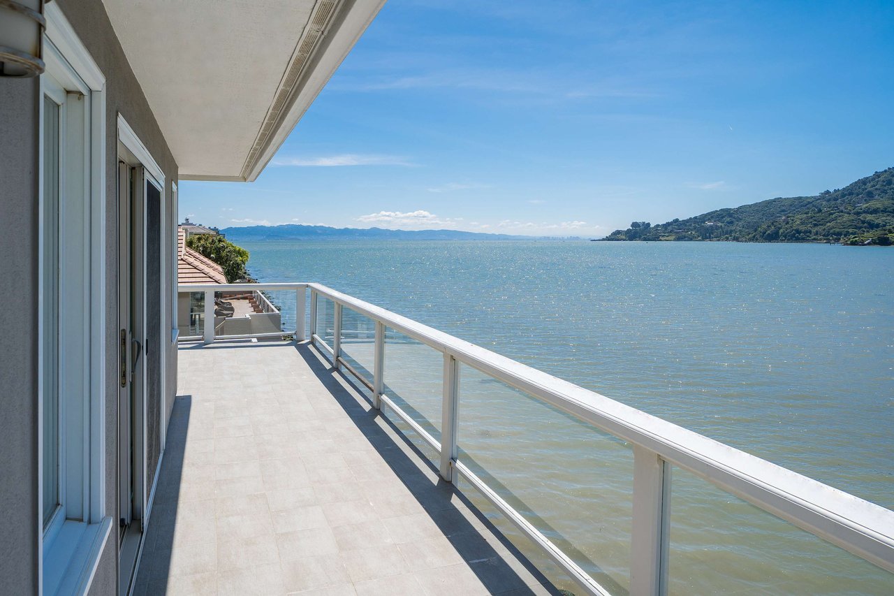 Exquisite Waterfront 'Smart Home' on Flat, Gated Street