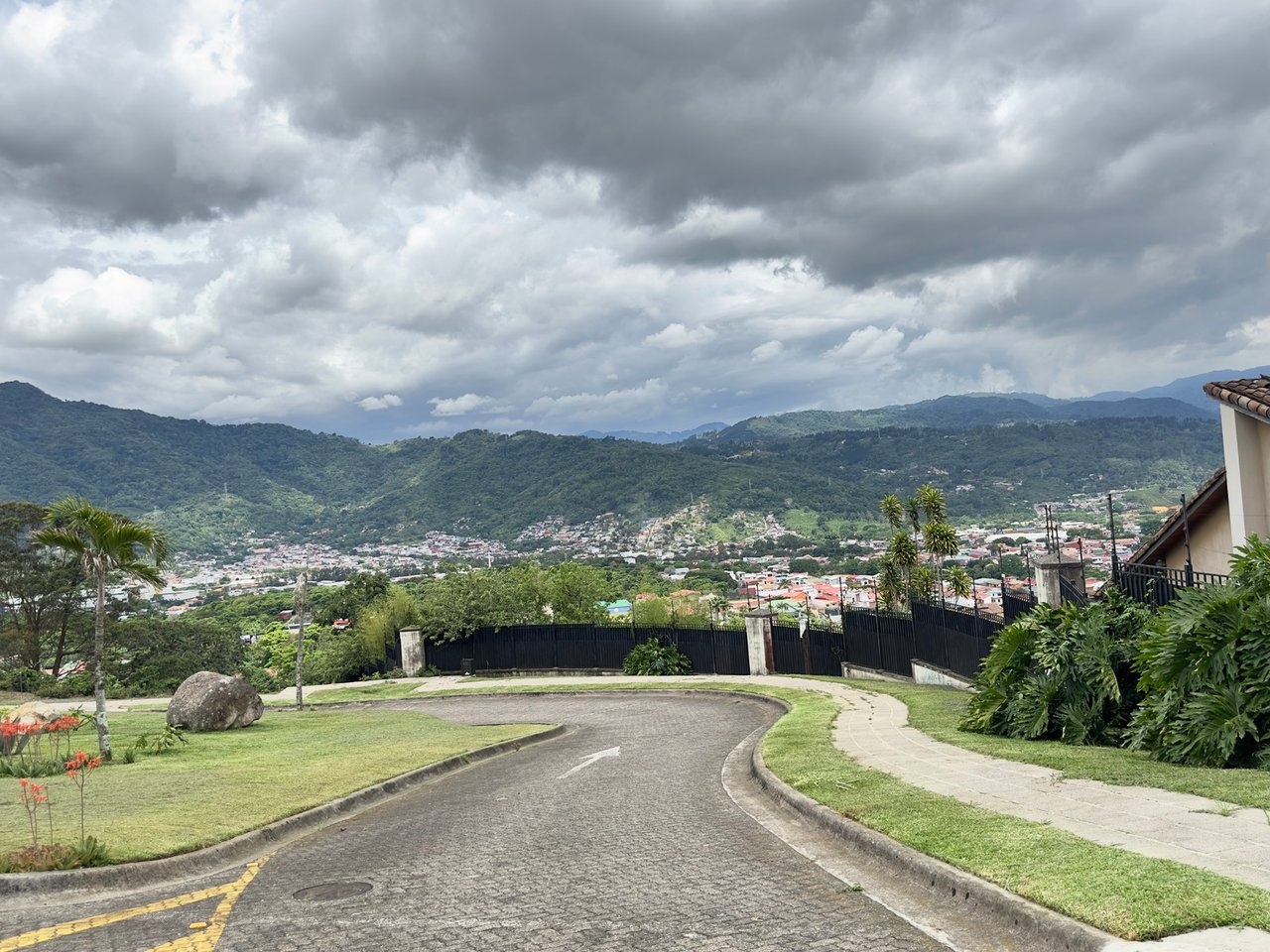 Mountain View Residential Lot, Curridabat, San Jose