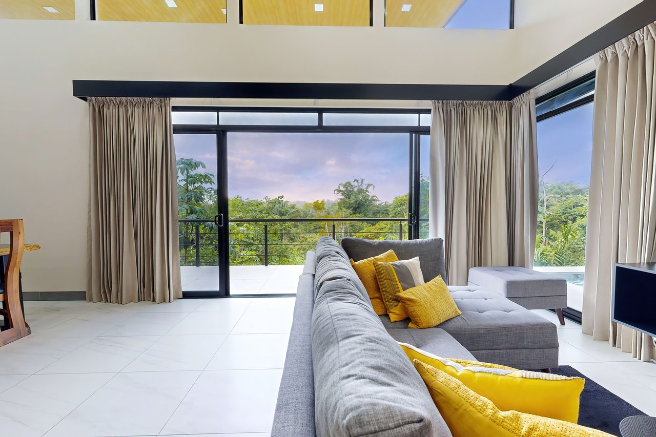 Casa Palma, Brand New Luxury 3 bedroom, 4 bathroom home with Amazing Sunset View in Quepos