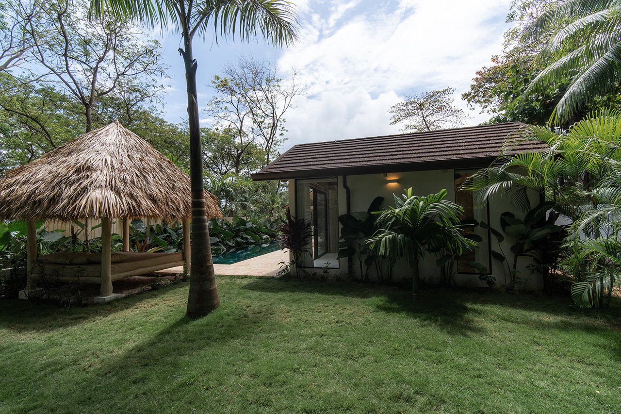 Modern Tropical Pool Estate, Santa Teresa, Puntarenas