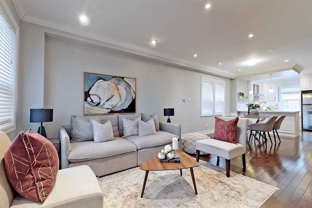 499 Mortimer Ave