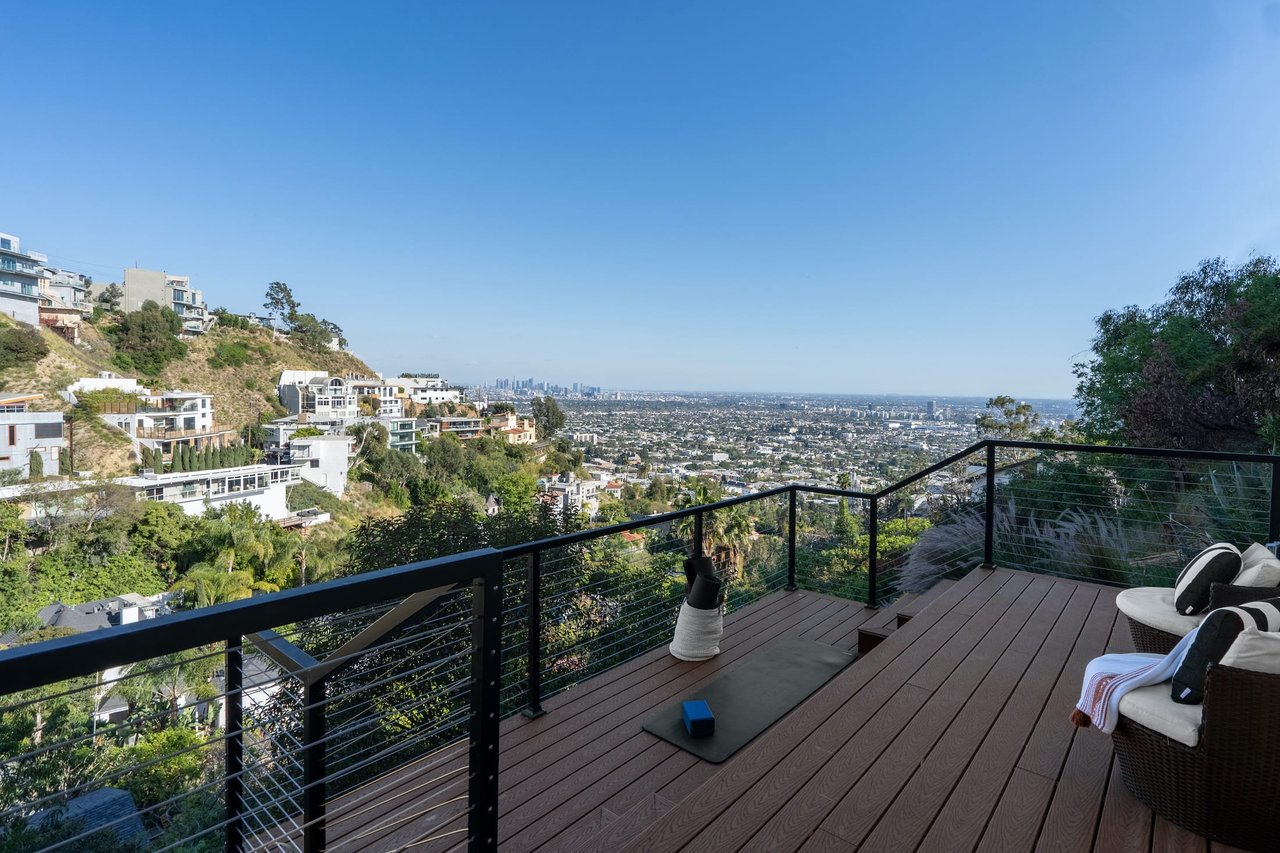 Sunset Strip Architectural with Jetliner Views