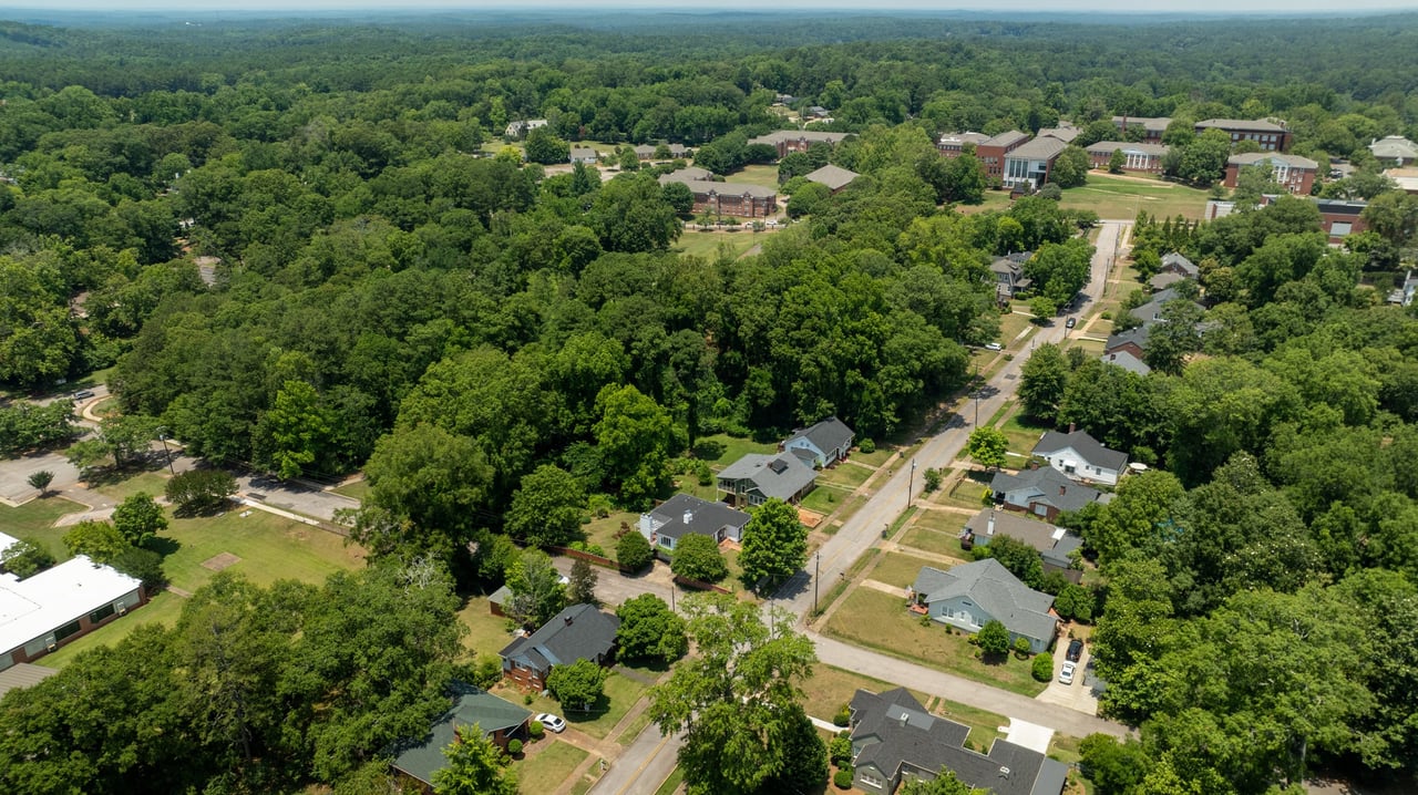 Charming Cottage Near LaGrange College