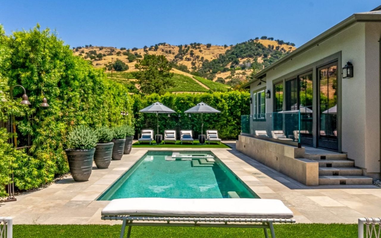 How to Renovate Your Backyard to Increase Home Value