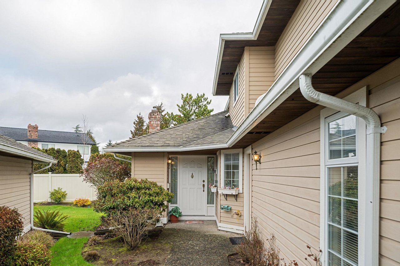 116-15121 19 Ave