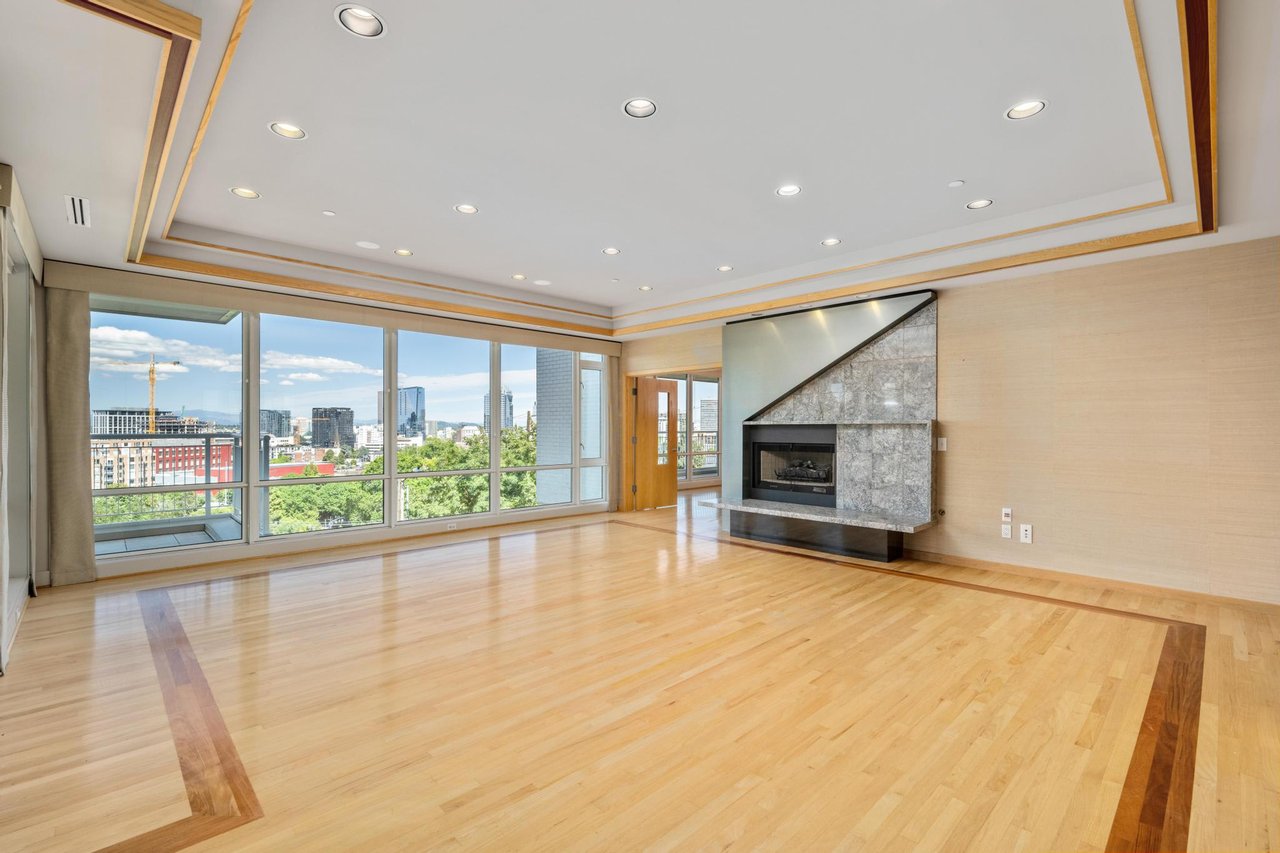 2020 SW Market Street Drive Units 101-102-103