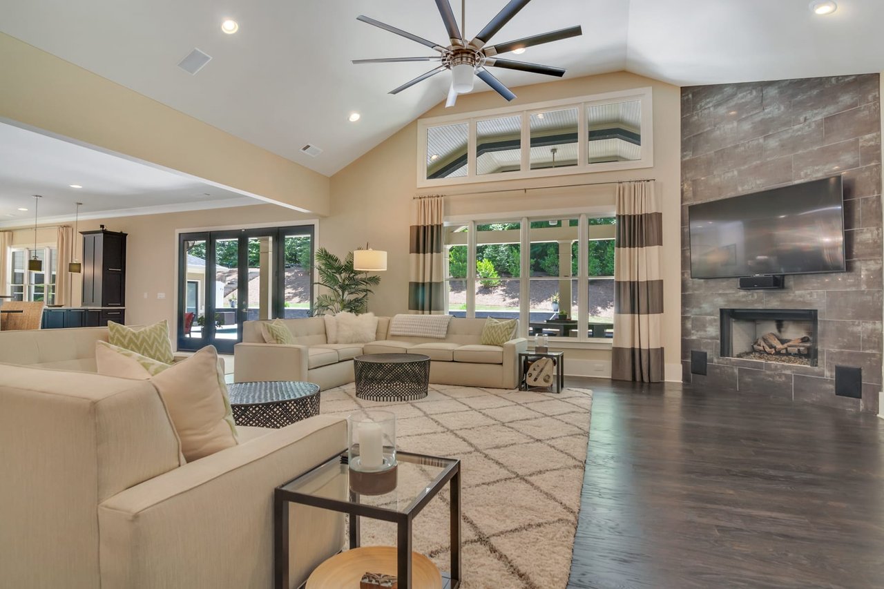 2205 Manor Creek Court