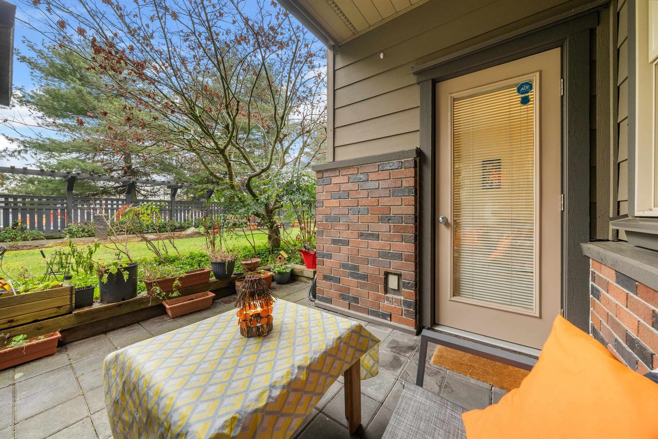 108-808 Sangster Pl
