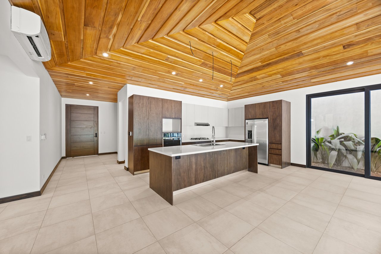 Tropical Eco Community Home, Tamarindo, Guanacaste