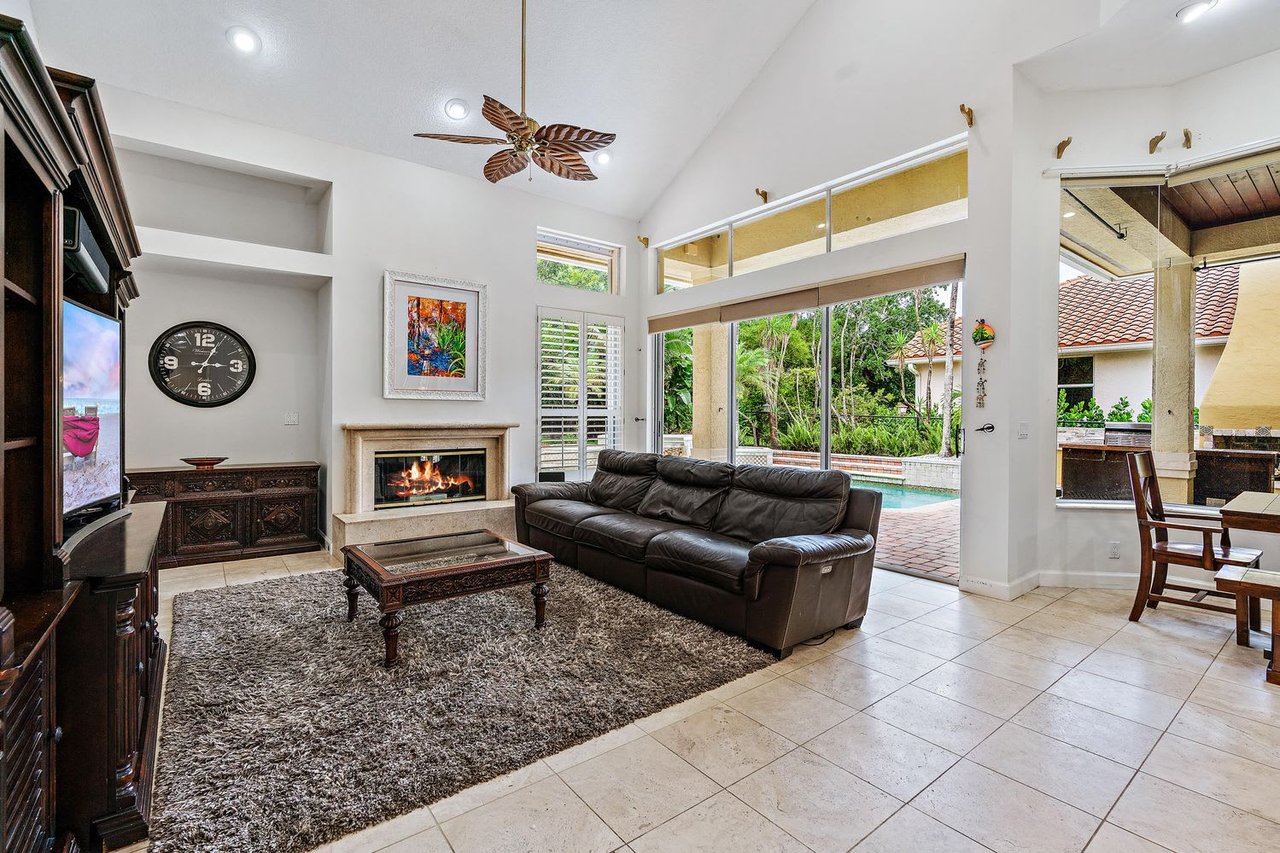 6965 Cypress Cove Cir