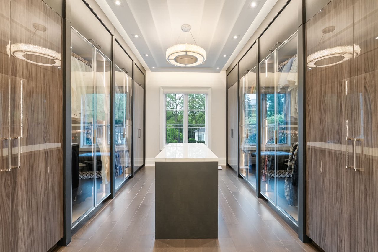 Epitomizes Luxury And Tranquility